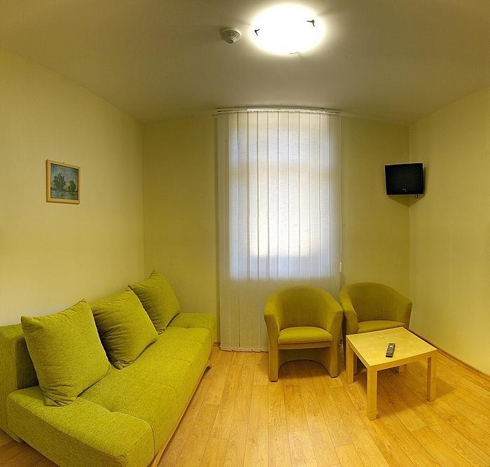 Penzion U Bohusa Lednice Quarto foto