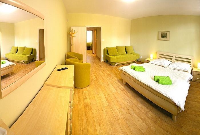 Penzion U Bohusa Lednice Quarto foto